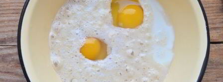 пирожки с луком и яйцом на кефире. Шаг 6