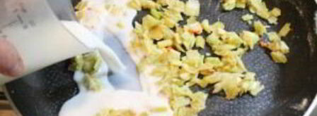 пирожки с сюрпризом. Шаг 5