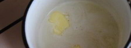 пирожки со сливой из дрожжевого теста. Шаг 8