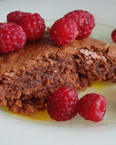 Малиновый брауни