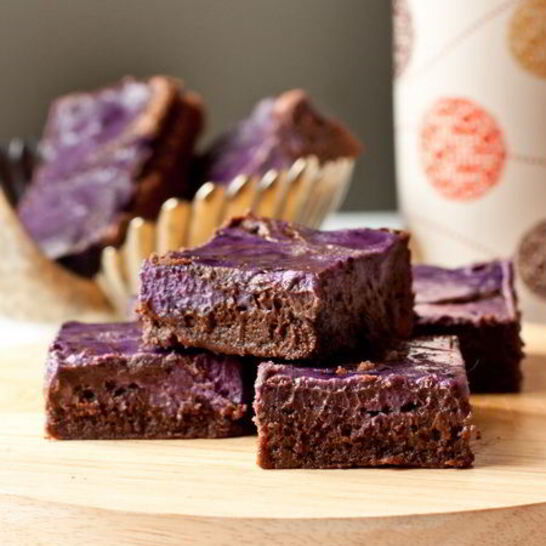 Рецепт мраморных брауни с сырно-черничной прослойкой