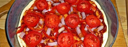 пицца на жидком тесте со свининой, помидорами и перцем. Шаг 16