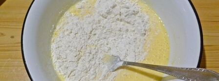 пицца на жидком тесте со свининой, помидорами и перцем. Шаг 5