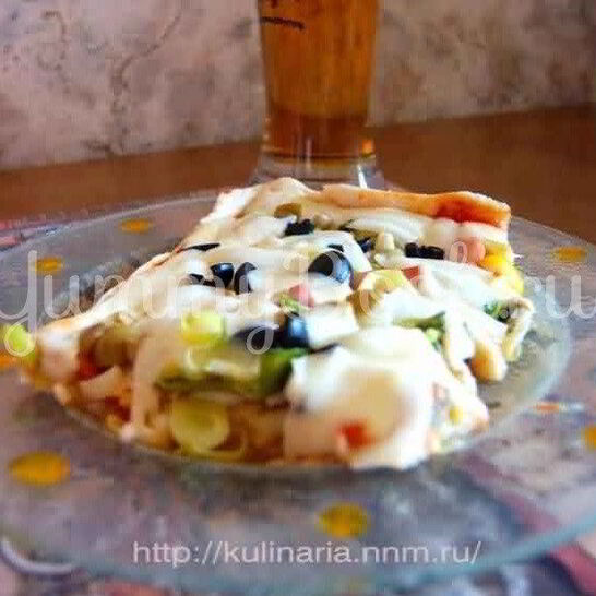 Рецепт пиццы овощной, усиленной ветчиной