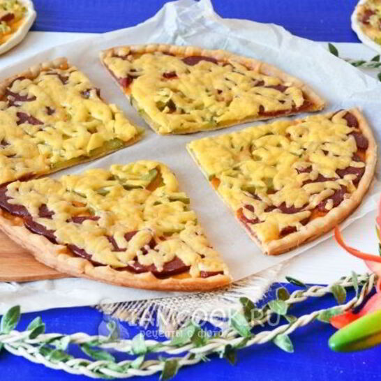 Рецепт пиццы с солеными огурцами