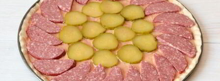 пицца с солеными огурцами. Шаг 9