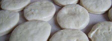 пончики суфганиет — традиционная еврейская выпечка на хануку. Шаг 8