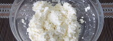 творожные пончики с шоколадом. Шаг 3