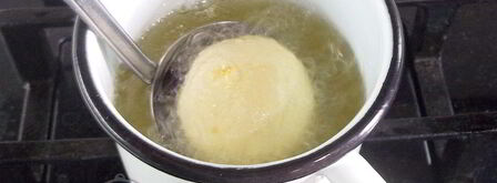 творожные пончики с шоколадом. Шаг 9