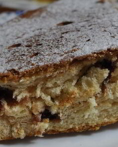 Коврижка с вареньем постная в мультиварке