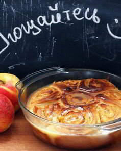 Простая шарлотка с корицей