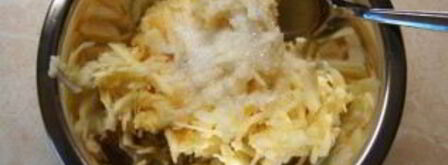 шарлотка из сухарей с яблоками. Шаг 6