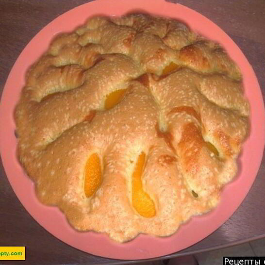 Рецепт шарлотки с персиками