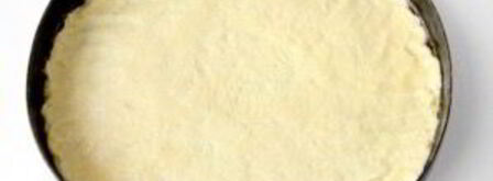 шарлотка с яблоками и безе. Шаг 6