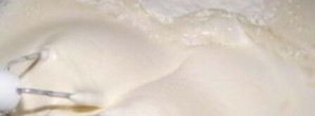 шарлотка с яблоками и изюмом. Шаг 4