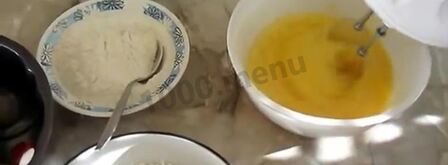 шарлотка творожная с творогом в духовке. Шаг 3