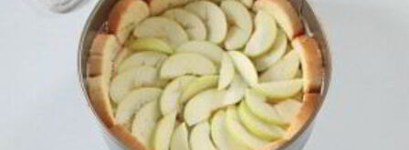 яблочная шарлотка с хлебом. Шаг 6