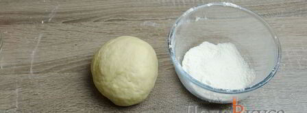 штрудель с яблоками, изюмом и грецкими орехами. Шаг 7