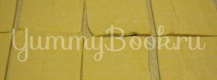 слойки с черникой. Шаг 3