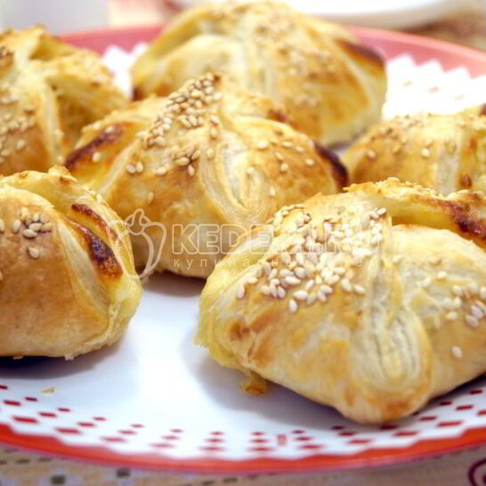 Рецепт слоек с сыром