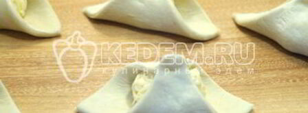 слойки с сыром. Шаг 8