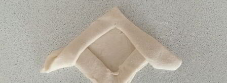 слойки с творогом и сливой. Шаг 4