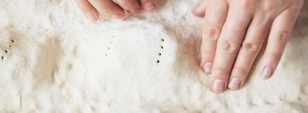 слойки с яйцом и зеленью. Шаг 11