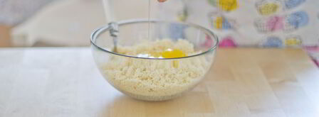 сырники из цельнозерновой муки с грушей. Шаг 3