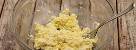 сырники с кукурузным крахмалом по дюкану. Шаг 3