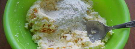 сырники с курагой. Шаг 4