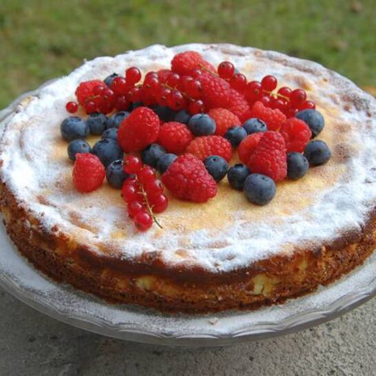 Рецепт ягодного творожника