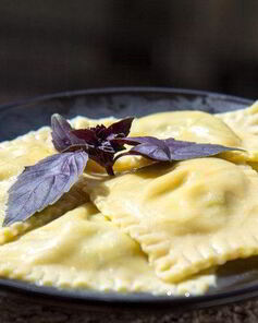 Равиоли с рикоттой и шпинатом