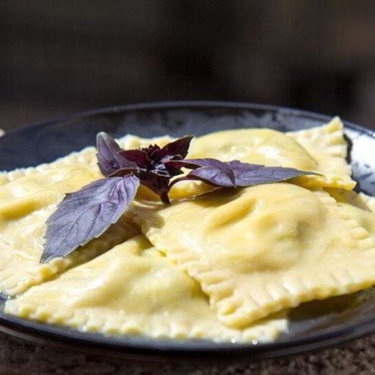 Рецепт равиолей с рикоттой и шпинатом