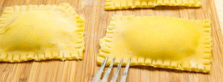 равиоли с рикоттой и шпинатом. Шаг 9