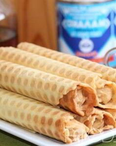 Вафельные трубочки с кремом