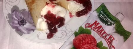 вафельные трубочки с мороженым и малиновым джемом. Шаг 10