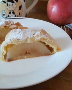 Яблоки в тесте