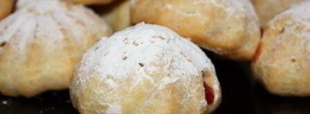 профитроли с клубничной начинкой. Шаг 12