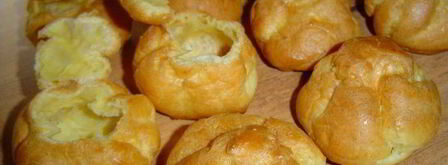 эклеры с заварным творожным кремом и клубникой. Шаг 10