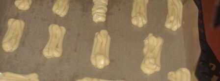 эклеры со взбитыми сливками и сгущенкой. Шаг 8