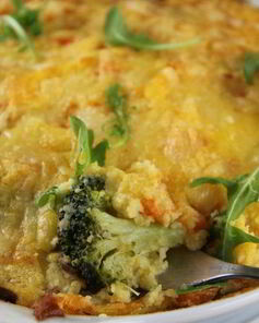 Картофельная запеканка с брокколи и грибами