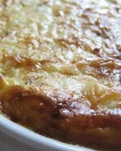 Запеканка из картофеля с мясным фаршем и луком-пореем