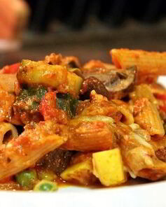 Запеканка из овощей и макарон