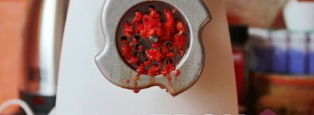 острая аджика из кабачков. Шаг 6