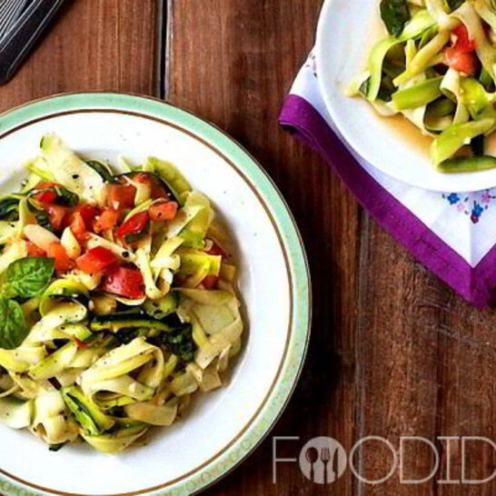 Рецепт салата с цукини и помидорами по-таджикски