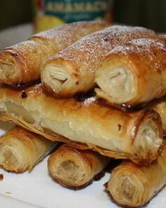 Трубочки с ананасовым джемом