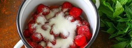 компот из клубники с мятой на зиму. Шаг 7