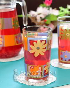 Компот из замороженной красной смородины