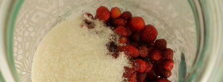 вишнево-клубничный компот с мятой на зиму. Шаг 4