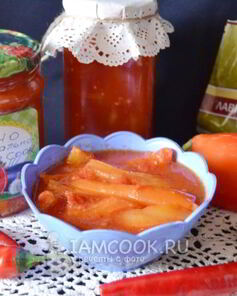 Лечо из болгарского перца с томатной пастой